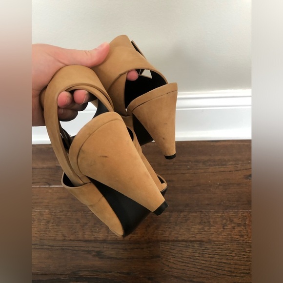 Alexander Wang Women's 37 (6.5) Katya Chunky-Heel Nubuck Suede Camel Sandal/Heel - Picture 11 of 14